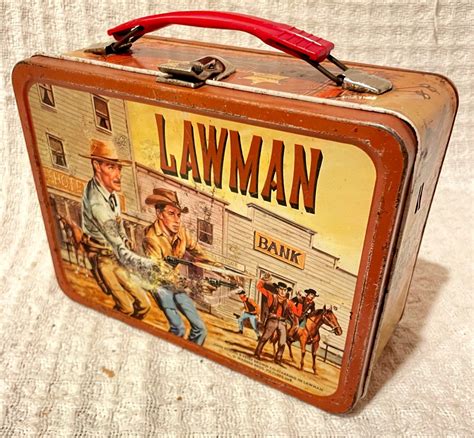 1961 metal lunch box|Vintage 1961 LAWMAN Metal Lunch Box. No Thermos .